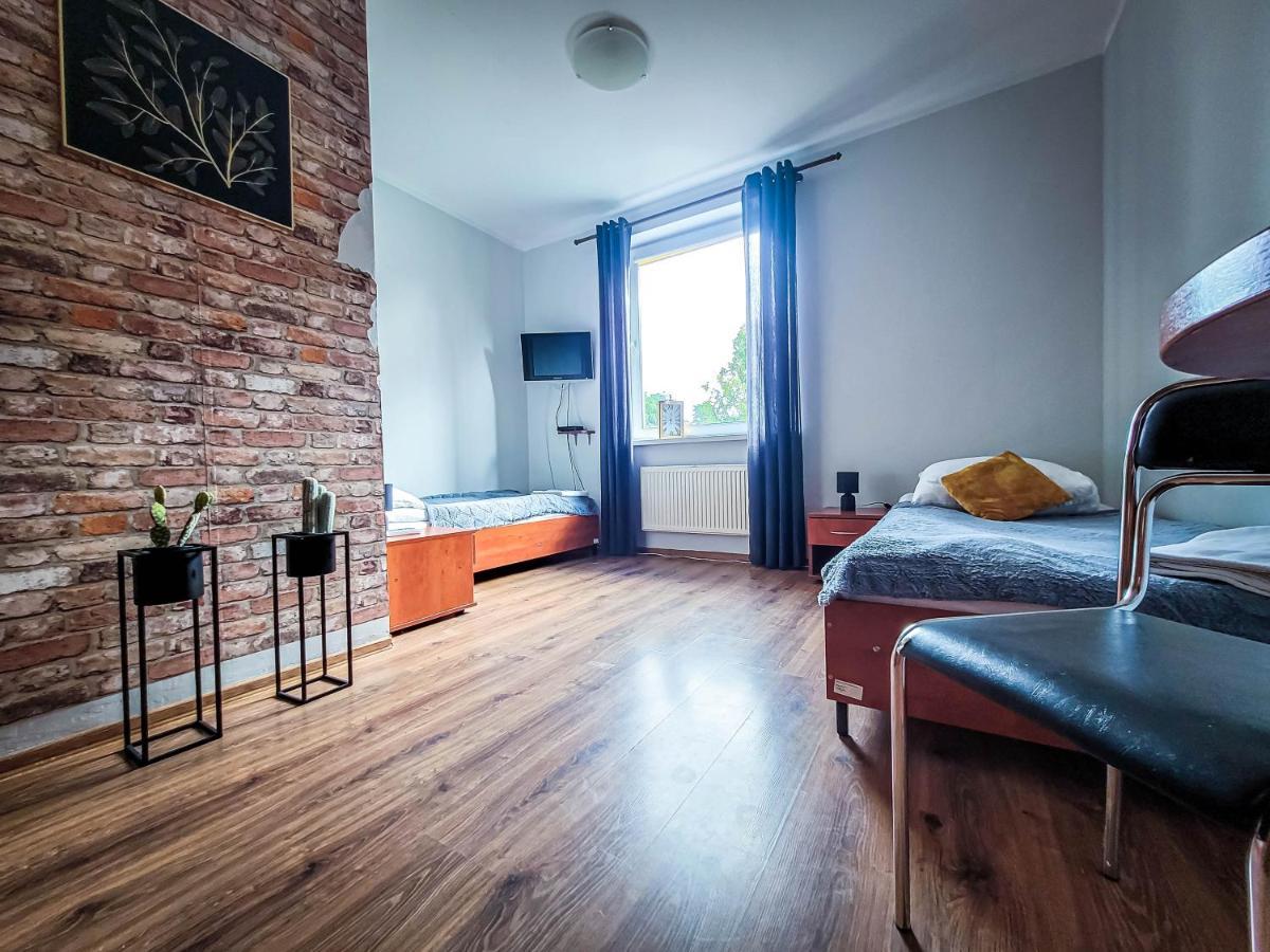 Osrodek Sportowo-Wypoczynkowy Hotel Choszczno Bagian luar foto