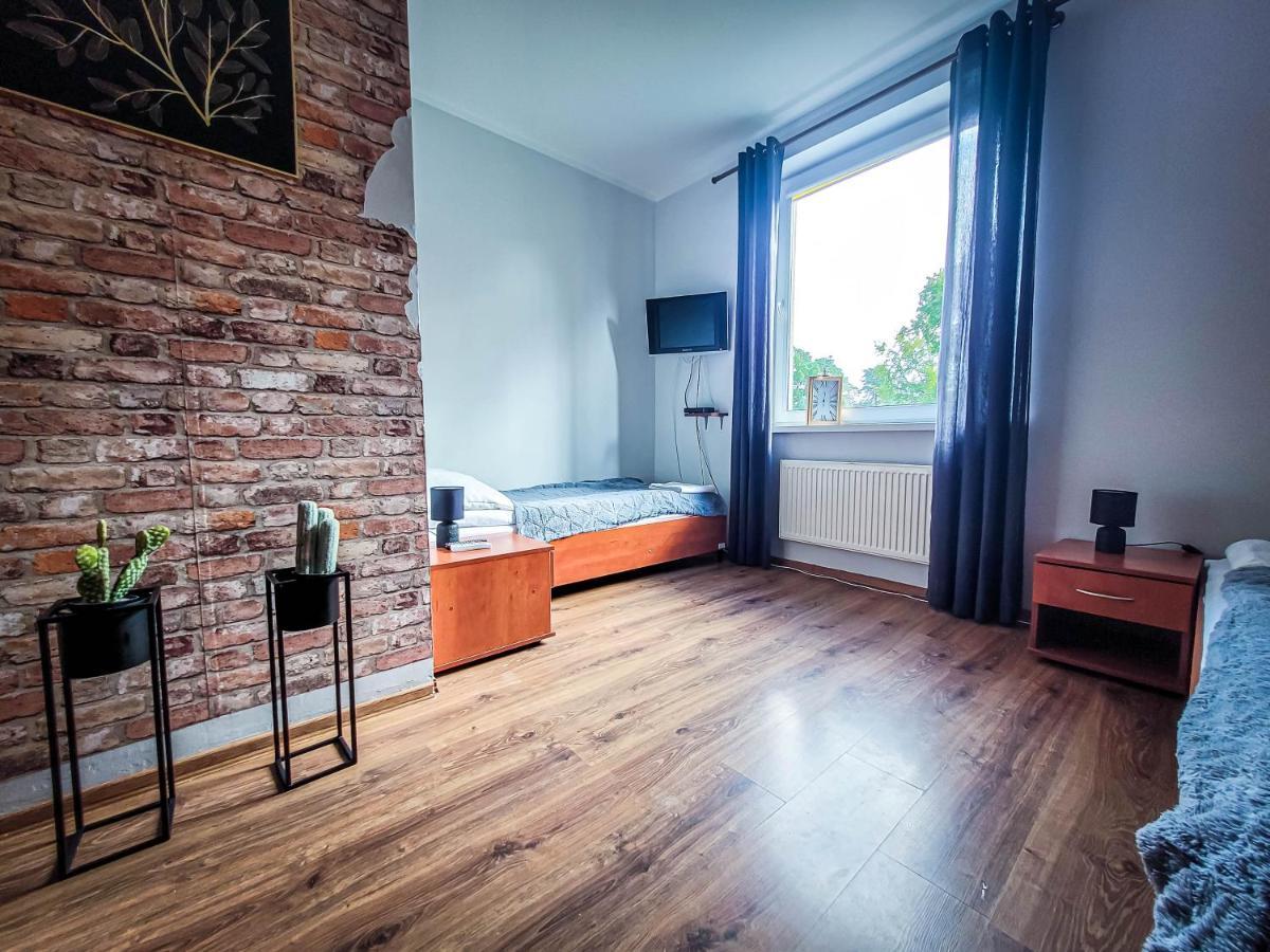 Osrodek Sportowo-Wypoczynkowy Hotel Choszczno Bagian luar foto